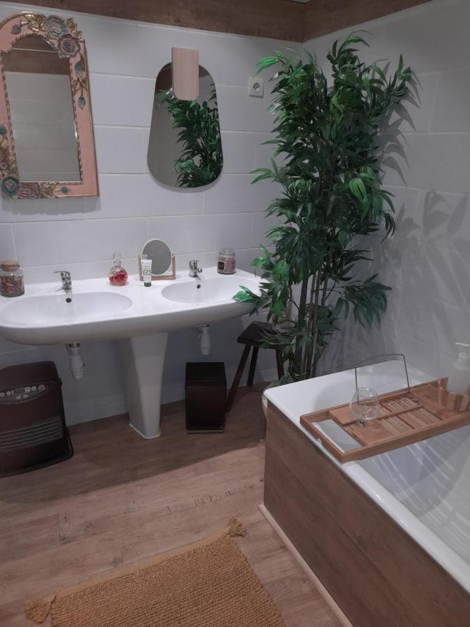 Chambre Du Jura Saint-Germain-lès-Arlay Extérieur photo